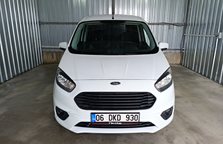 Ford Tourneo Courier 1.5 Tdci Deluxe 100HP