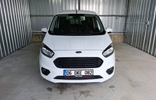Ford Tourneo Courier 1.5 Tdci Deluxe 100HP
