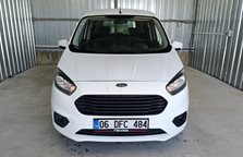 Ford Tourneo Courier 1.5 Tdci Deluxe 100HP